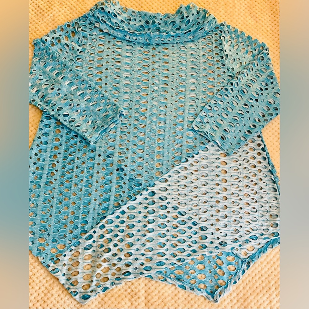Women’s “Lulu B” Laser Cut Eyelet Hole 3/4 Sleeve Cowl Neck Top - Picture 15 of 15
